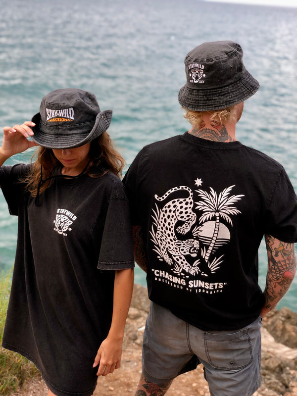 Chasing sunsets T-shirt