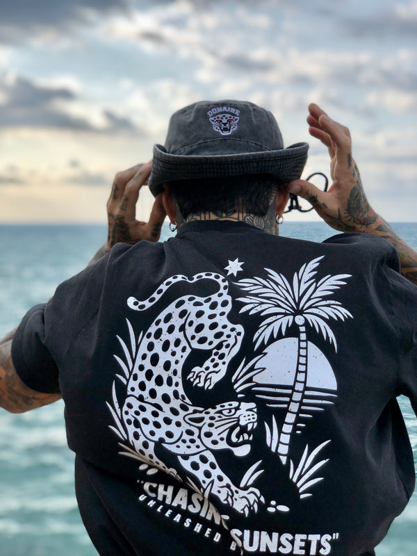 Chasing sunsets T-shirt